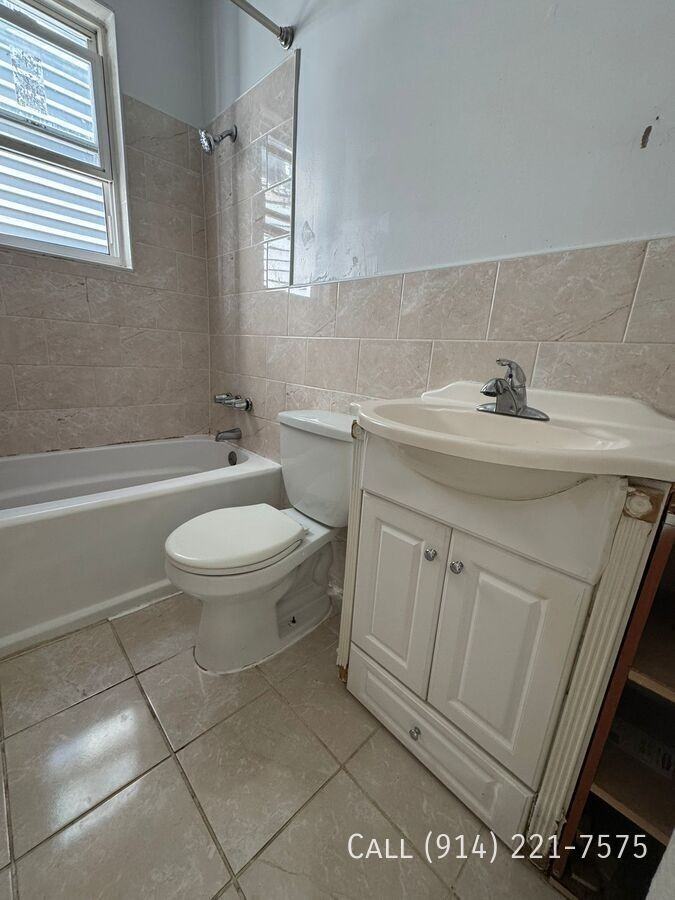 34 Van Cortlandt Park Ave - Photo 3 of 17