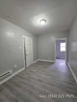 18 Seymour St #2R - Photo 1 of 1