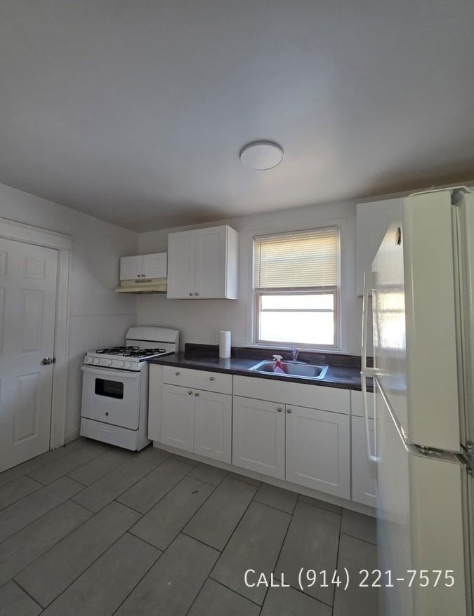 622 Agar St #1 - Photo 7 of 10