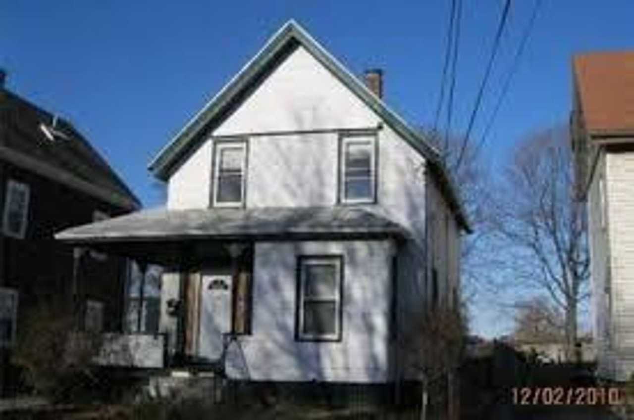 38 Hooker St - Photo 2 of 11