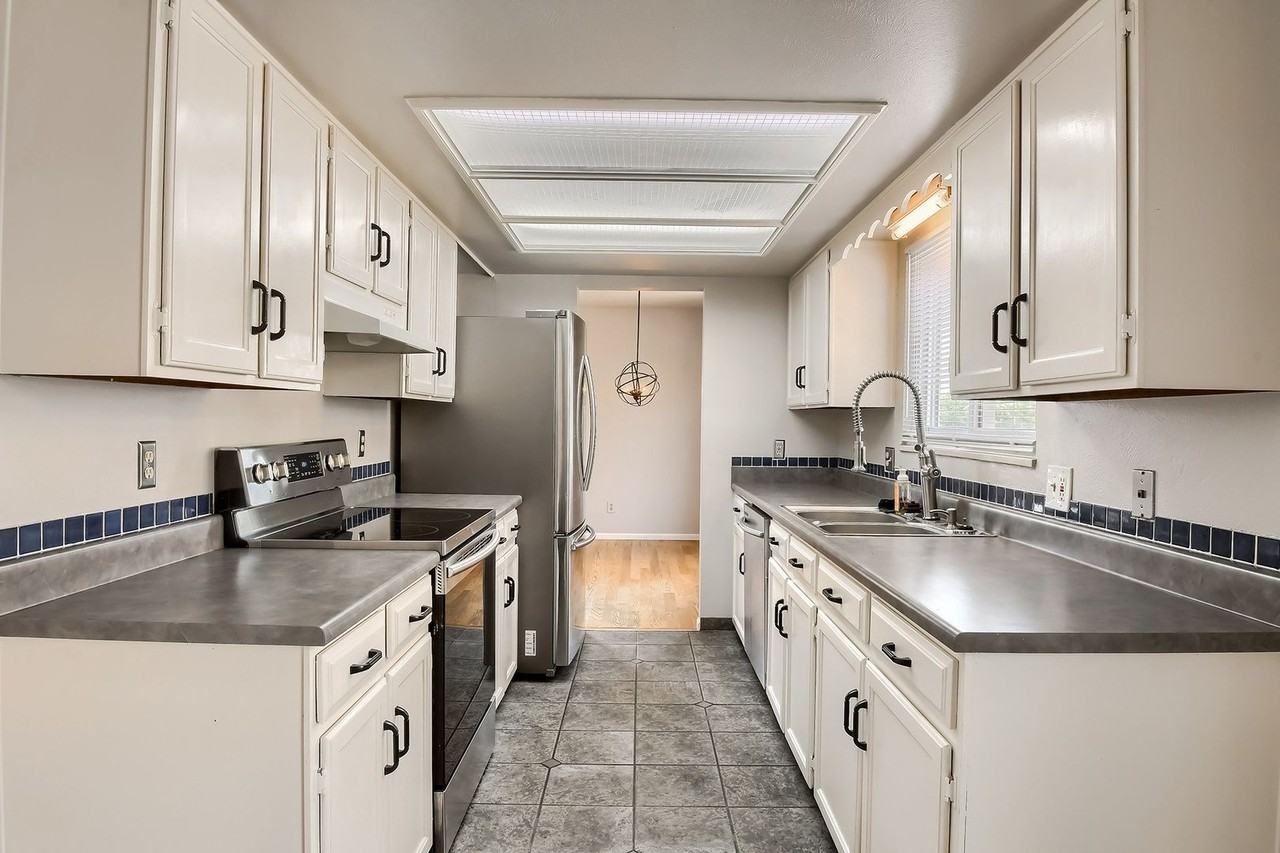 3810 S Atchison Way - Photo 7 of 23