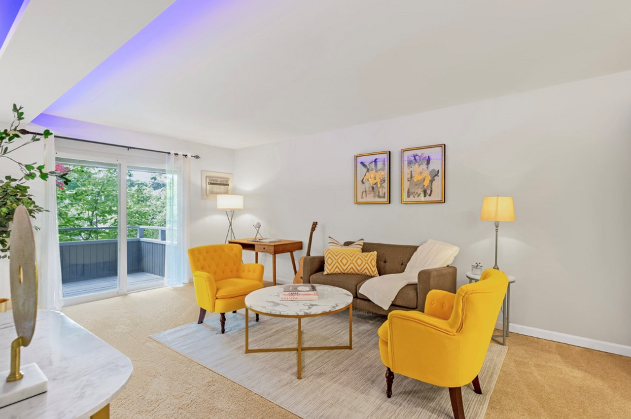 842 100th Ave Ne - Photo 4 of 20