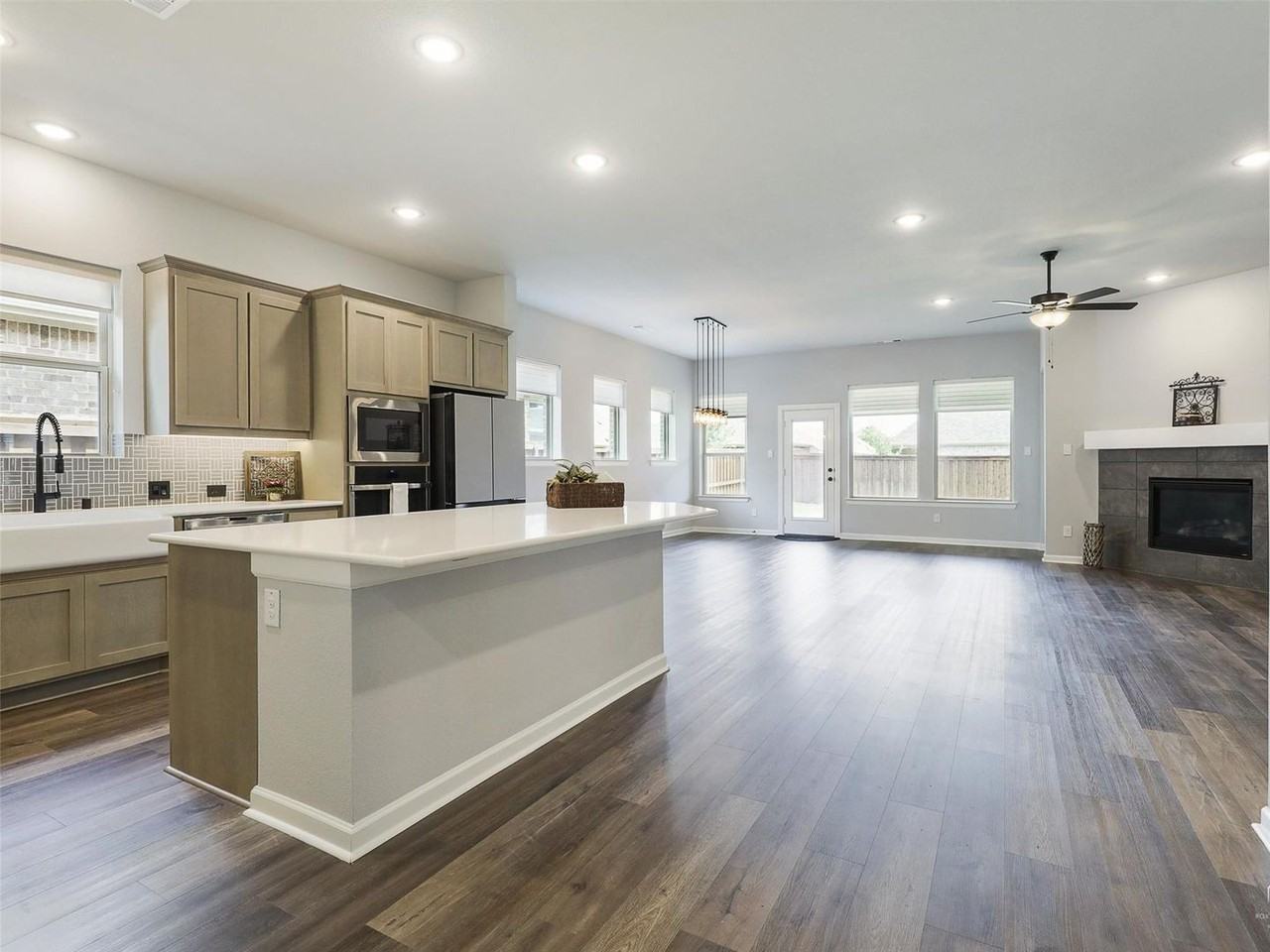 3705 Prickly Pear Rd - Photo 2 of 10