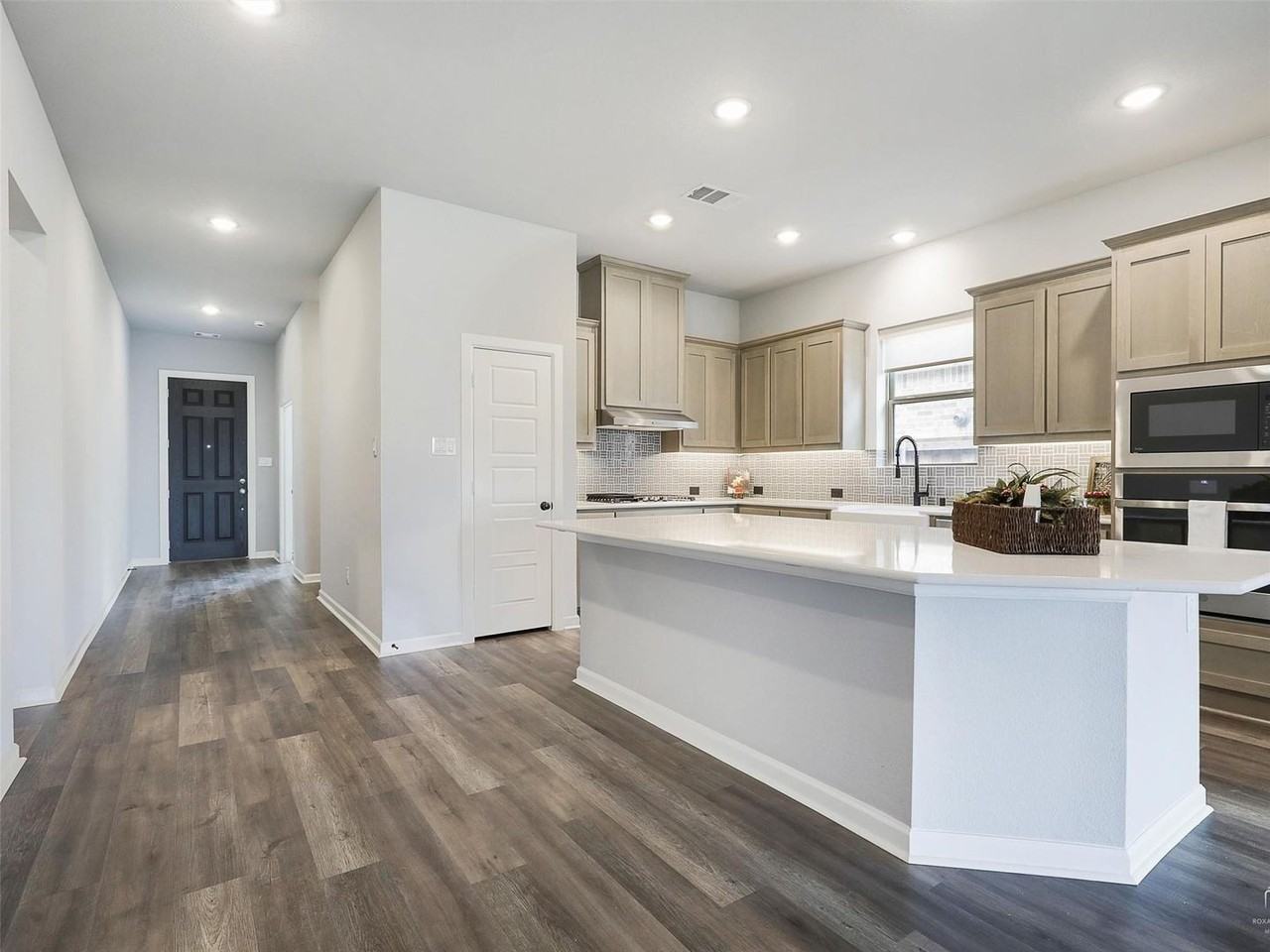 3705 Prickly Pear Rd - Photo 3 of 10