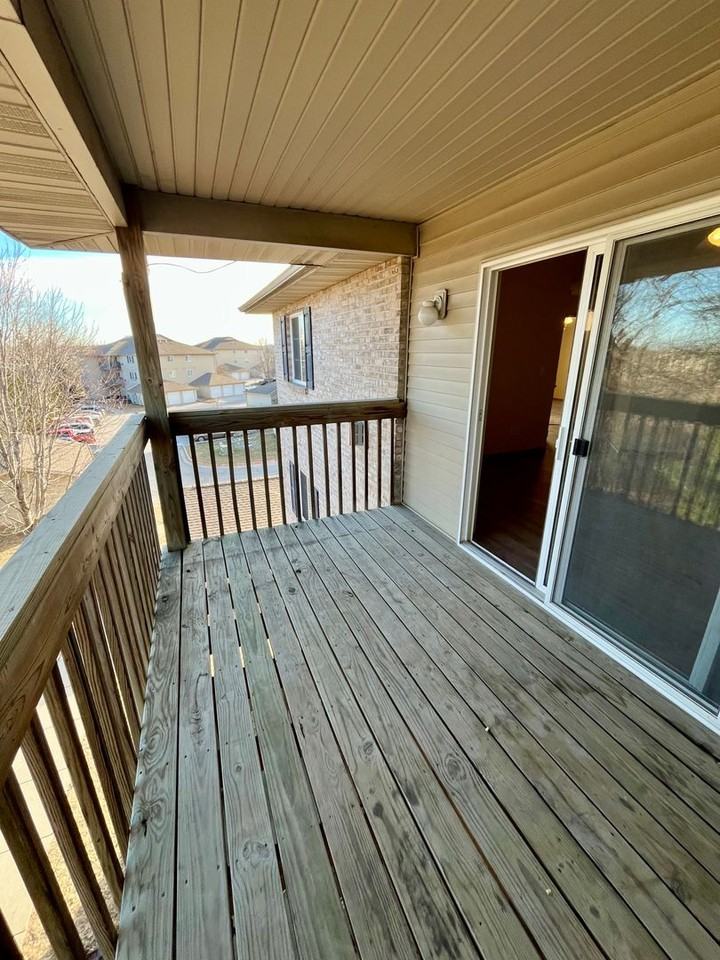 10161 Sutton Dr - Photo 7 of 14