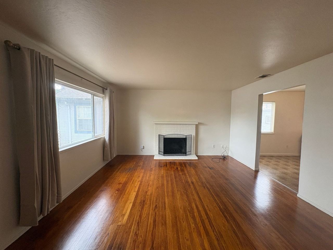 820 Bryte Ave - Photo 2 of 10