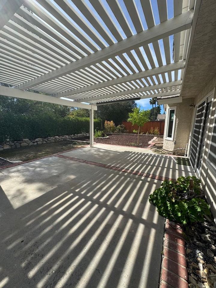 2479 Rikkard Dr - Photo 6 of 32