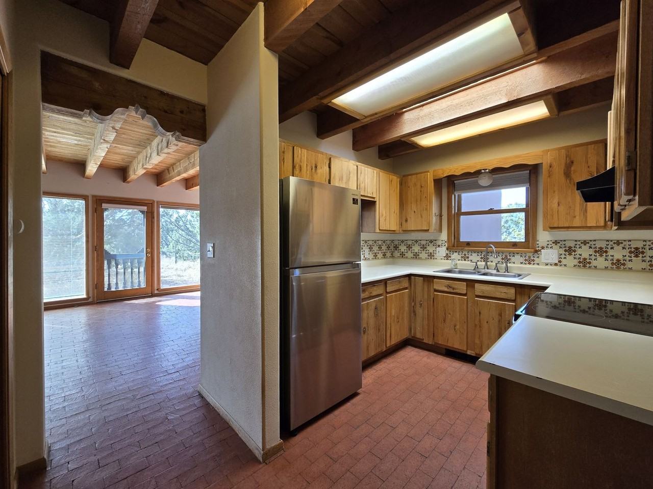 22 Encantado Cir - Photo 5 of 27