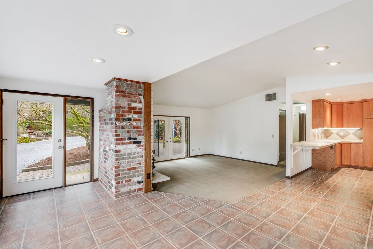 14389 Se Holly View Ct - Photo 2 of 12