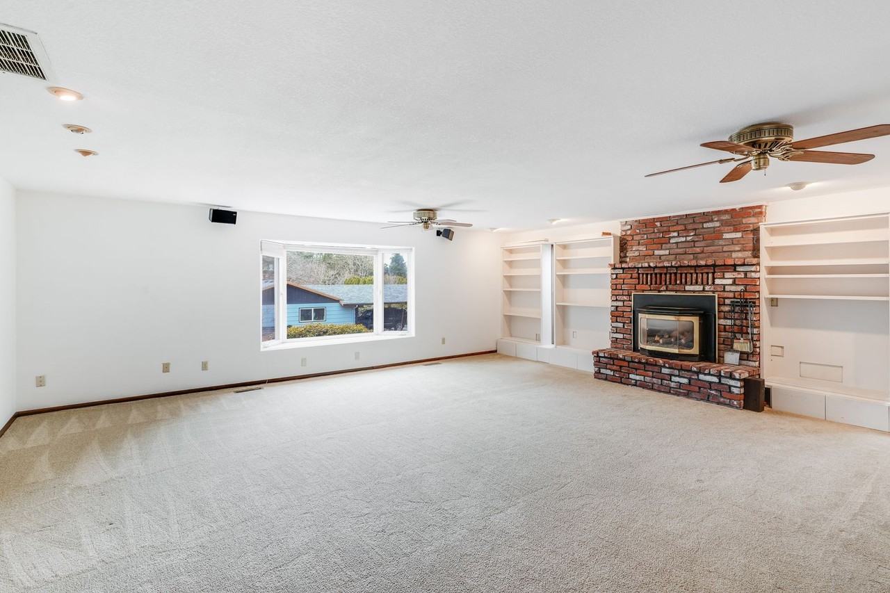 14389 Se Holly View Ct - Photo 6 of 12