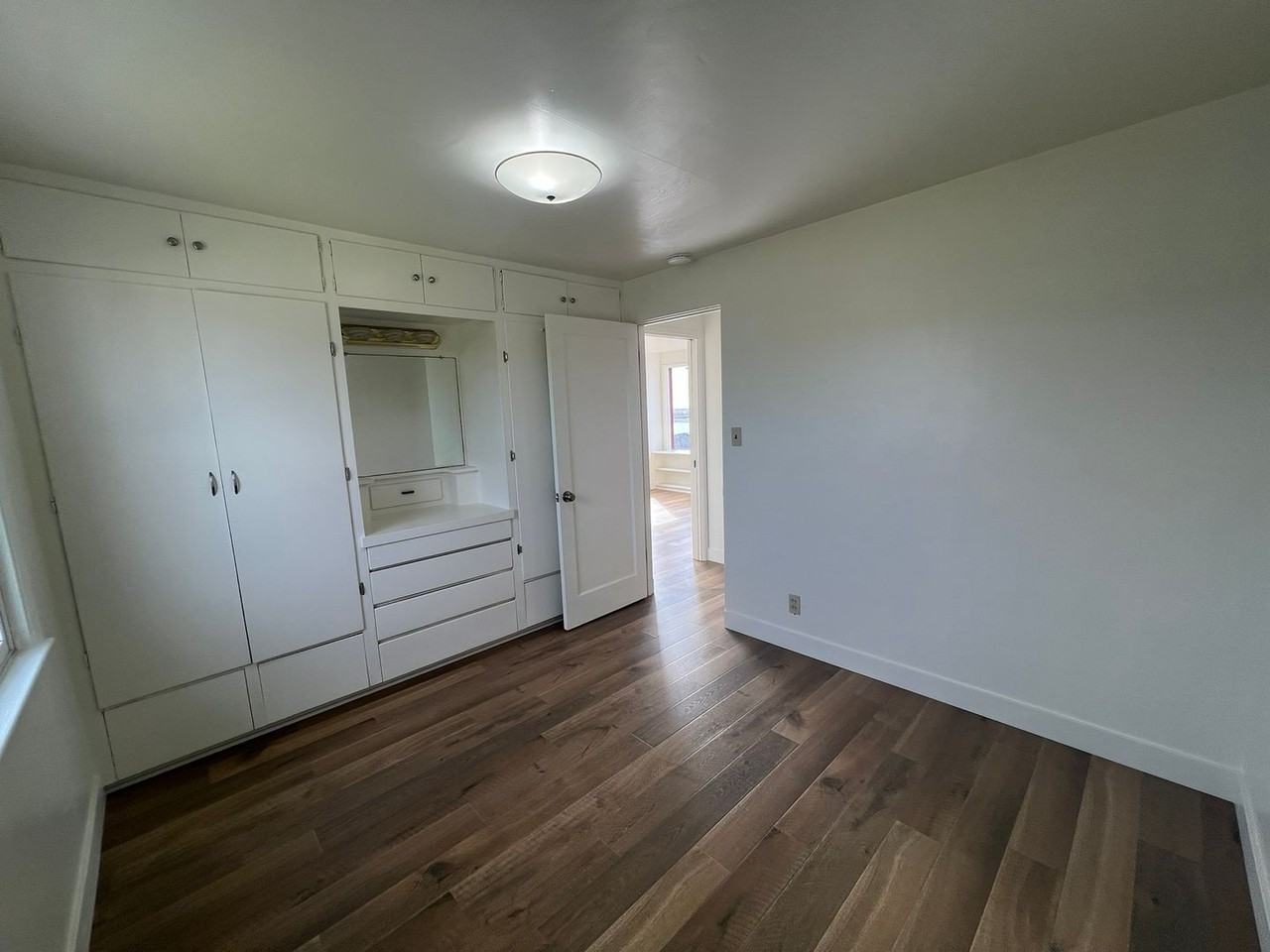 964 Pelican Pl - Photo 5 of 15