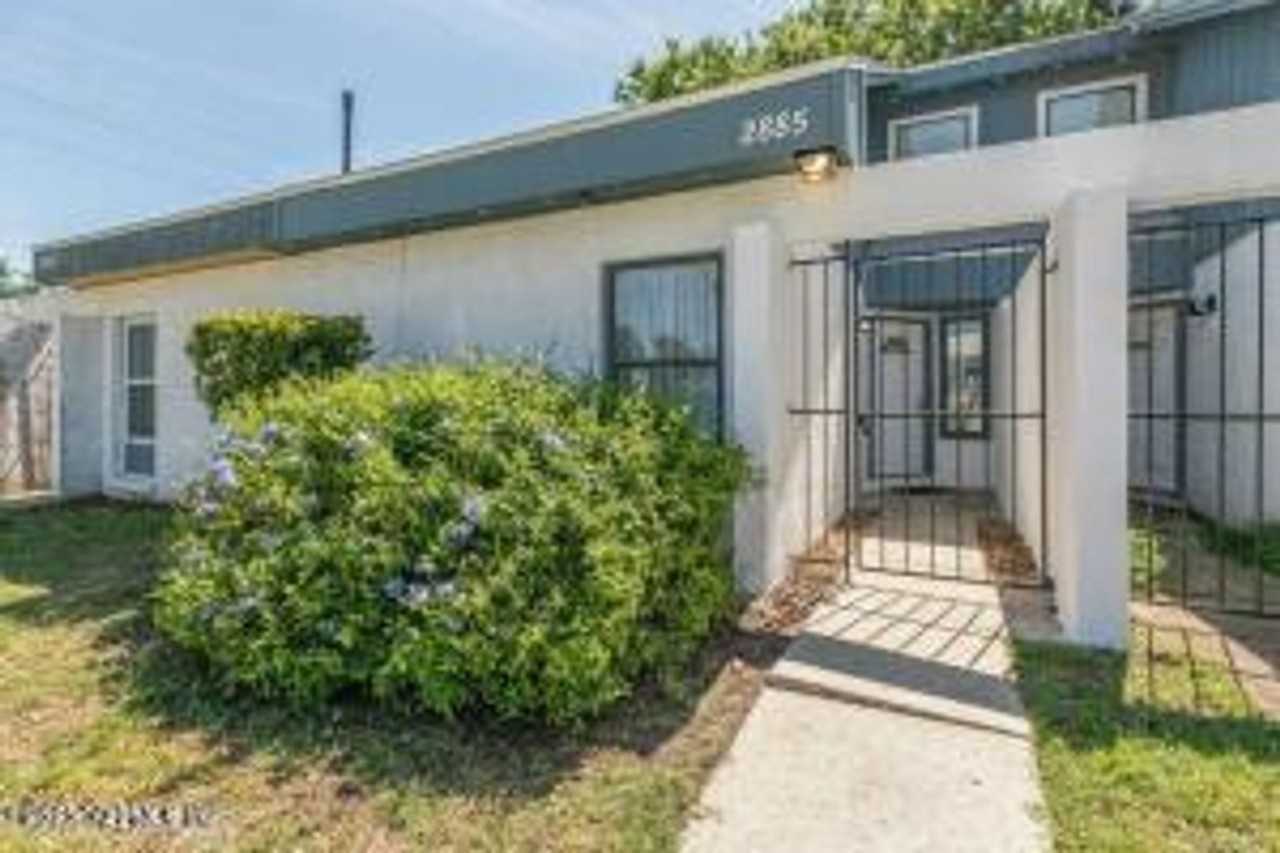 2885 Sand Castle Ln - Photo 6 of 26