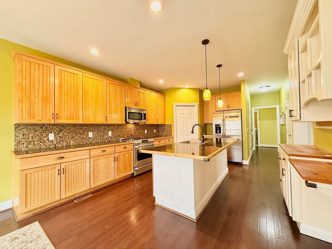 24 Wakefield Rd - Photo 6 of 28