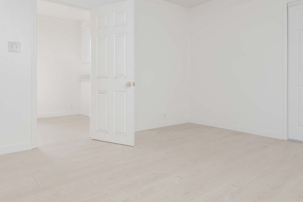 6613 Crenshaw Blvd - Photo 7 of 33