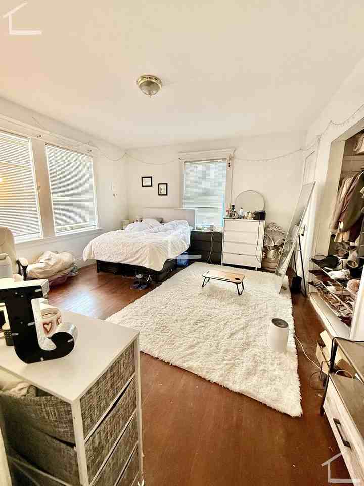 144 Kilsyth Rd - Photo 2 of 13