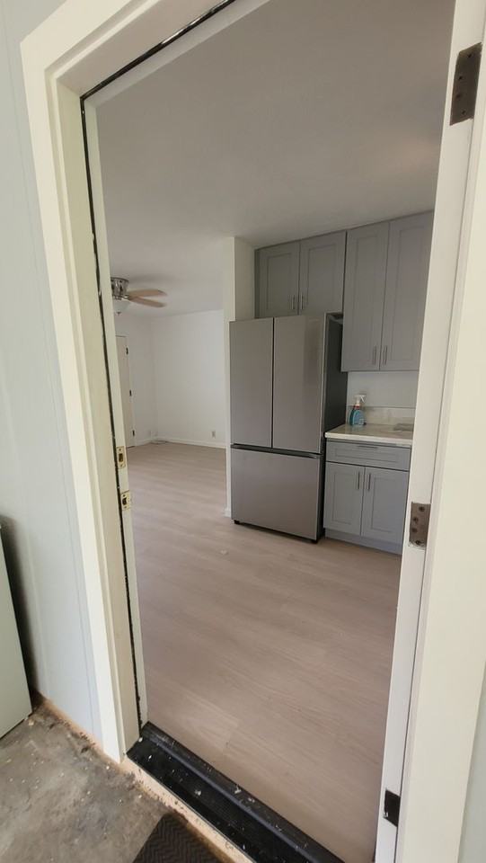 18-1221 Orchid Pl - Photo 2 of 21