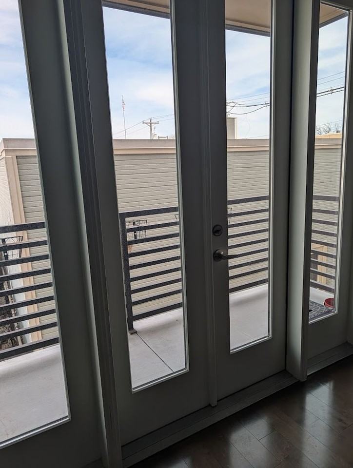 810 S Rock St - Photo 7 of 13