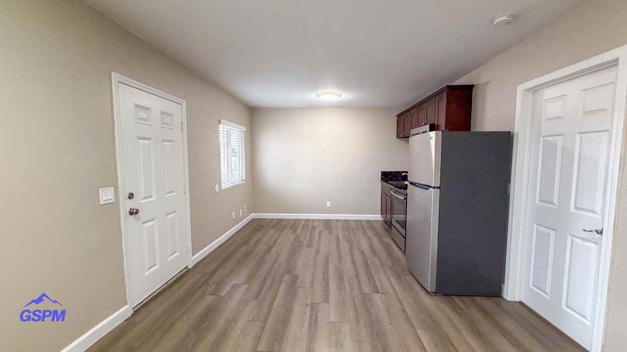 Las Dos Palmas - Photo 4 of 17