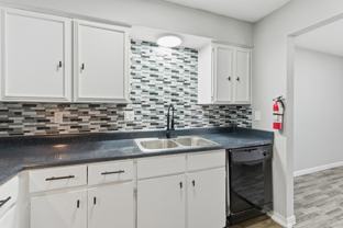 4235 Nw Loop 410 #302 - Photo 1 of 1