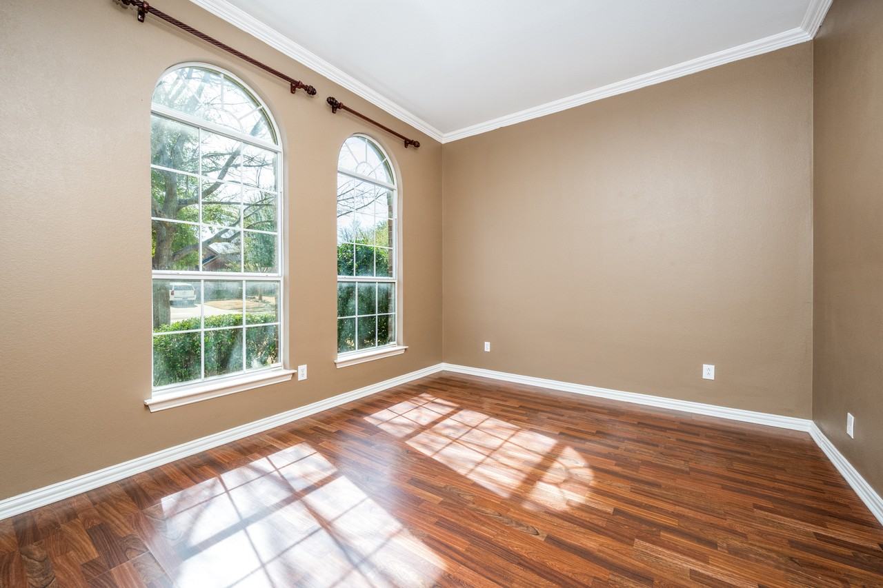 1281 Golf Club Dr #NA - Photo 2 of 17