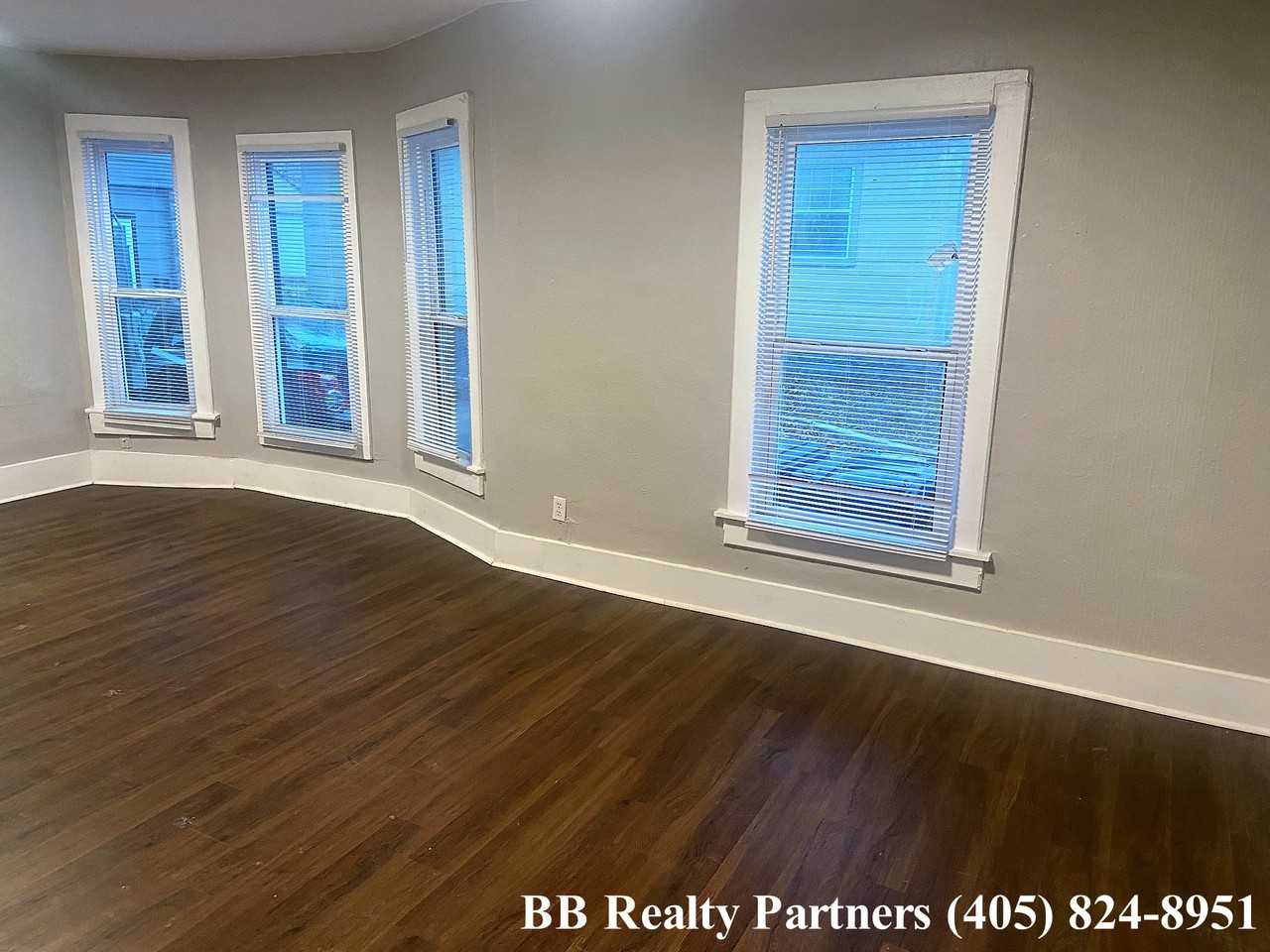 1121 S Quaker Ave #NA - Photo 3 of 15