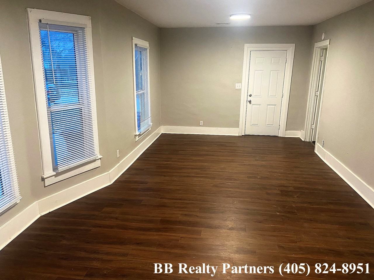 1121 S Quaker Ave #NA - Photo 4 of 15