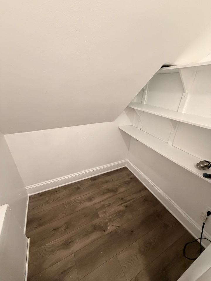 51 18th St #2 - Photo 7 of 11