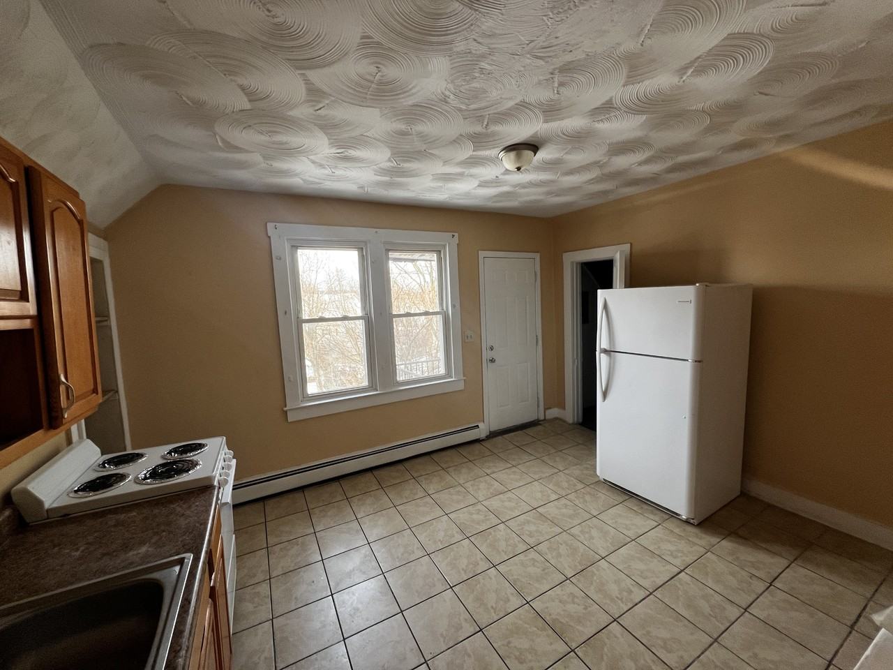 115 Clay St #C - Photo 6 of 7