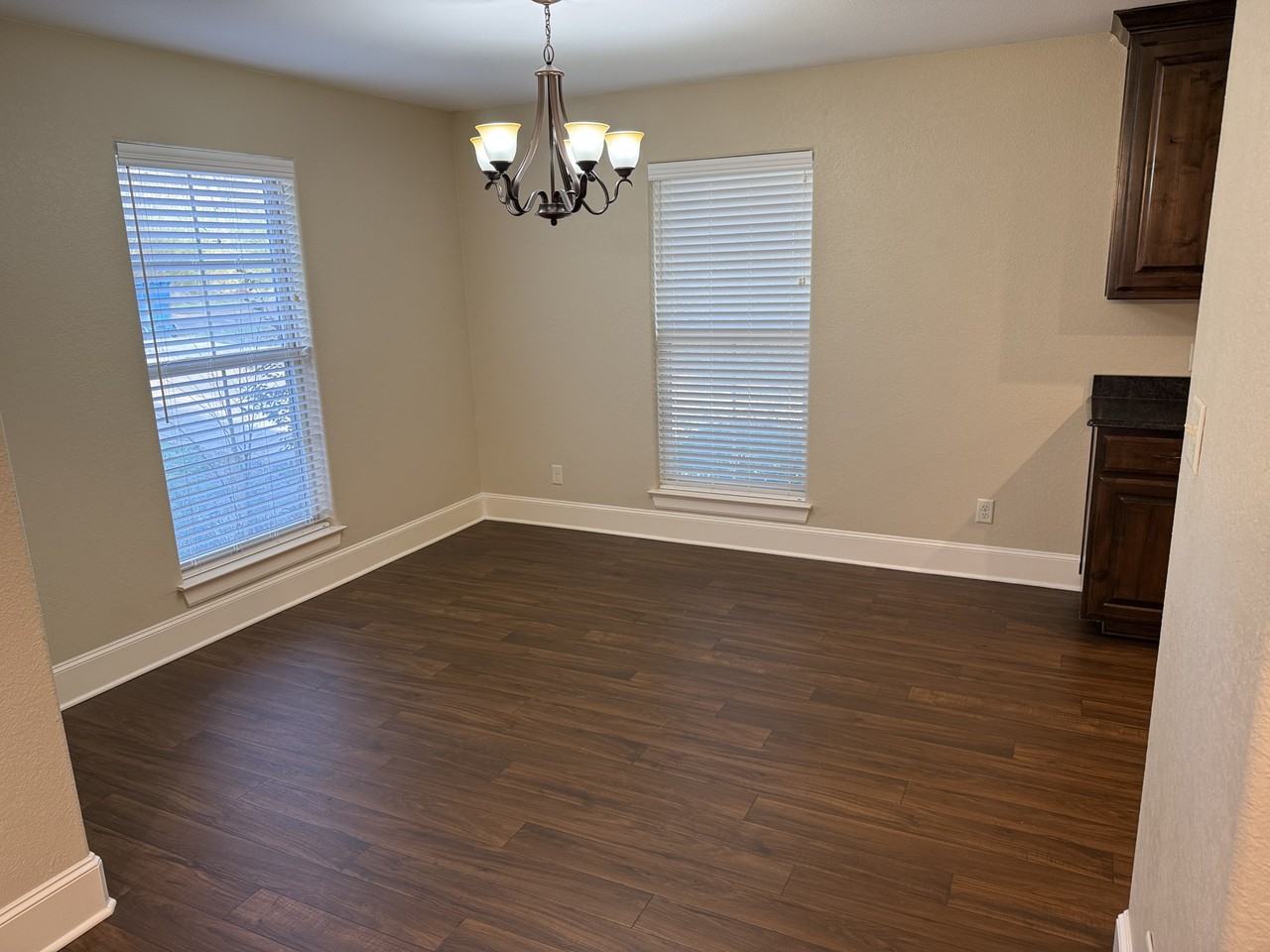 406 Brentwood Dr #NA - Photo 7 of 16