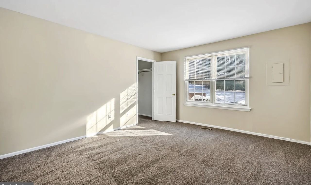 15 Devon Pl #15 - Photo 7 of 21