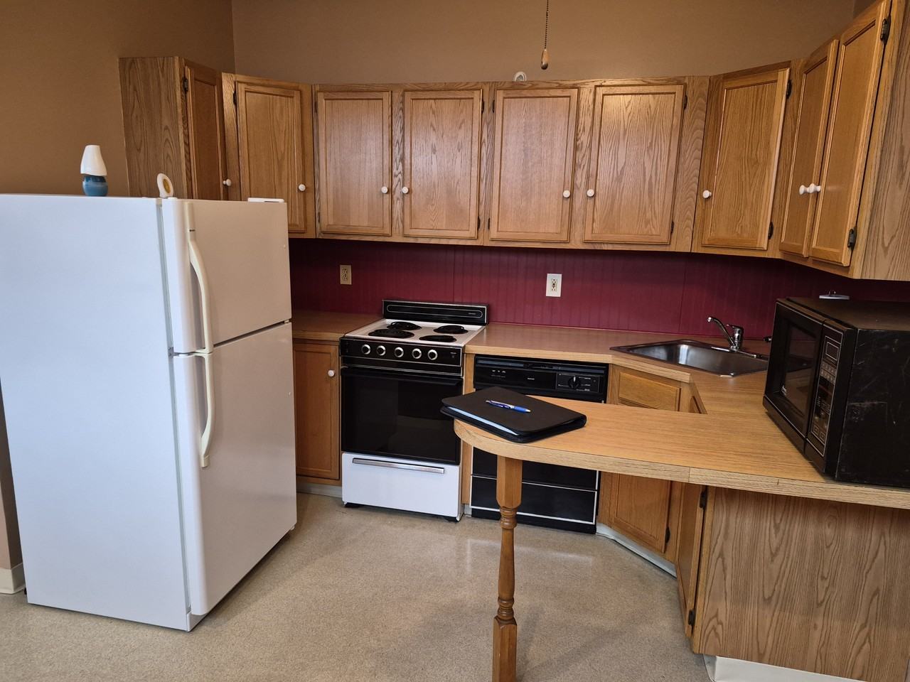 306 S State St #A - Photo 4 of 6