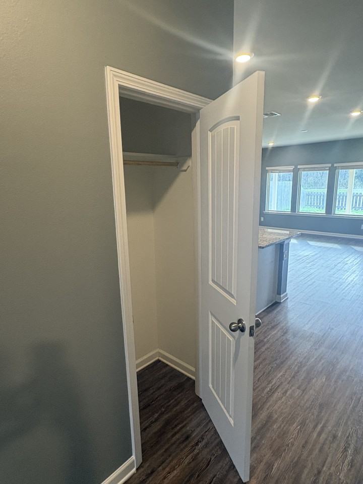 44019 Covington Ridge Dr #NA - Photo 2 of 23