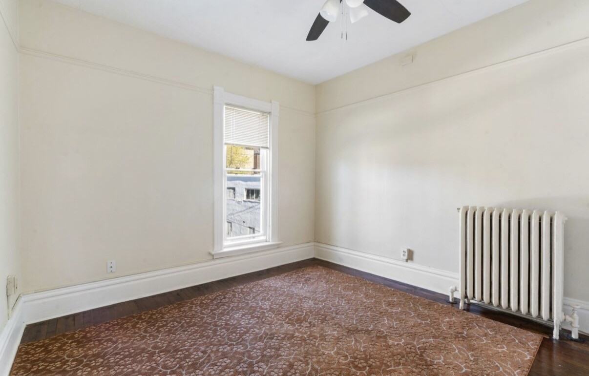 1211 E 1st St #3 - Photo 6 of 10