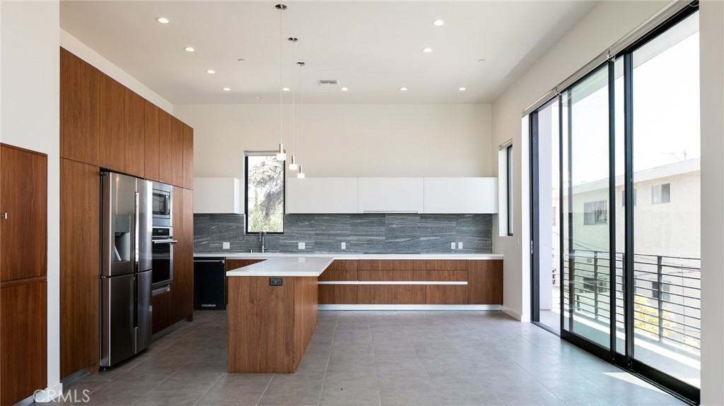 1618 Amherst Ave #1618 - Photo 2 of 25