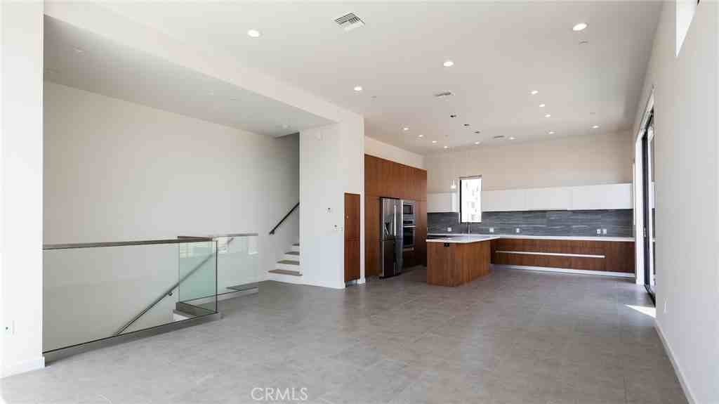 1618 Amherst Ave #1618 - Photo 6 of 25