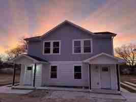 featured image of 927 River Rd #927