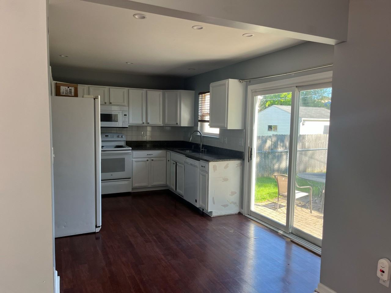 2941 Beland Ave #NA - Photo 2 of 31