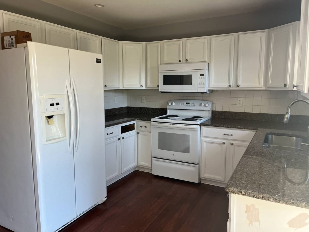 2941 Beland Ave #NA - Photo 3 of 31