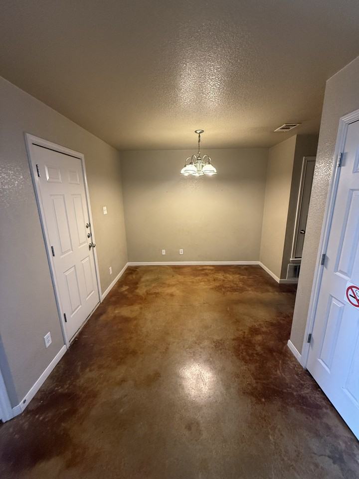 1309 Powder River Dr #B - Photo 4 of 13