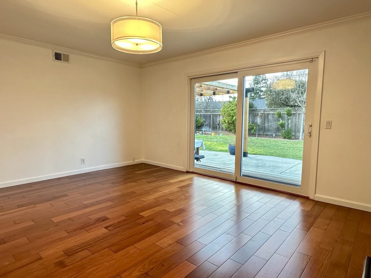 1717 Gladstone Ave #NA - Photo 6 of 24