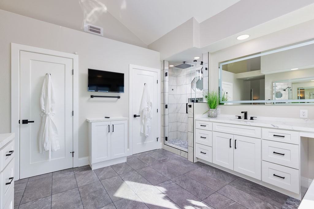 22501 Birchcrest #NA - Photo 7 of 20