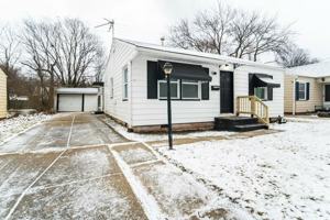 featured image of 2513 Greenvale Rd