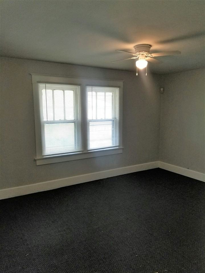 3031 Boulevard Place - Photo 6 of 8