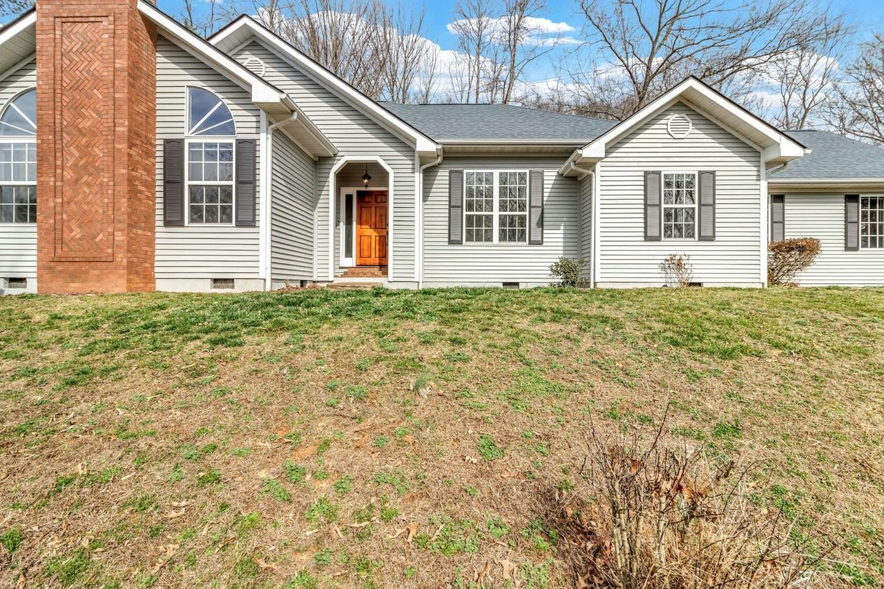 12 Bethel Drive - Photo 4 of 45