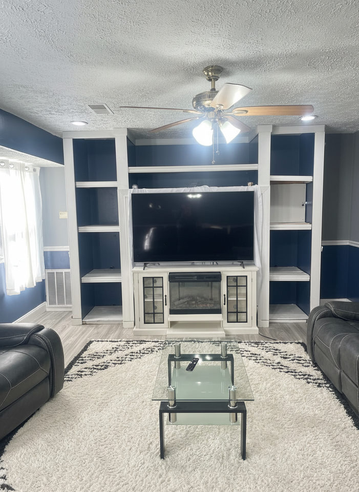 449 Bramlett Way, Unit B - Photo 2 of 12