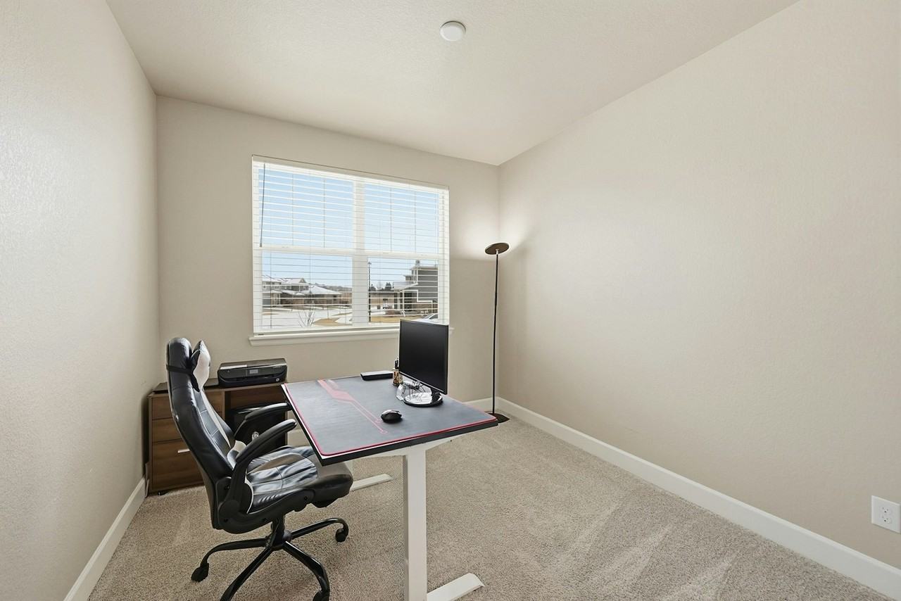 17952 Tree Sparrow Avenue - Photo 7 of 16