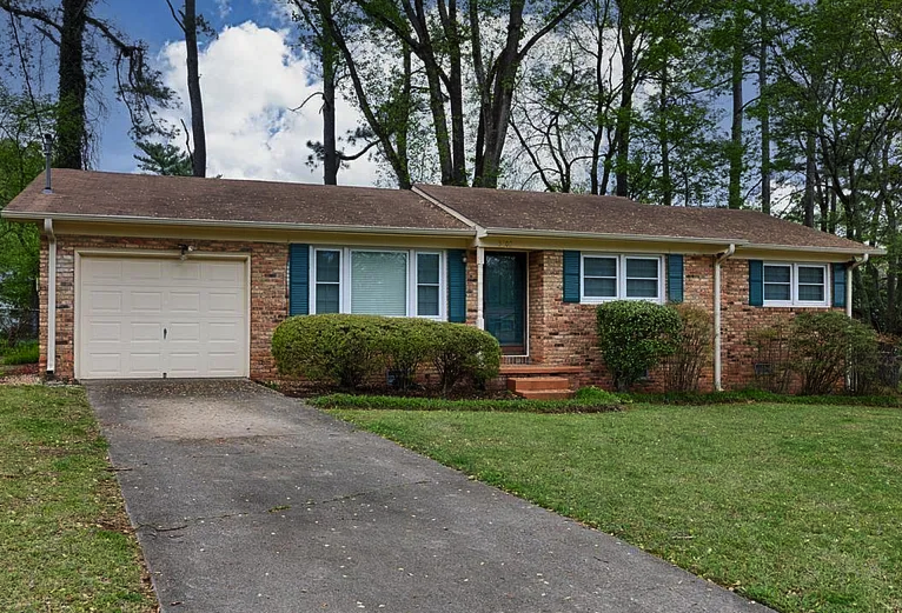 3408 Euclid Cir NW - Photo 2 of 21