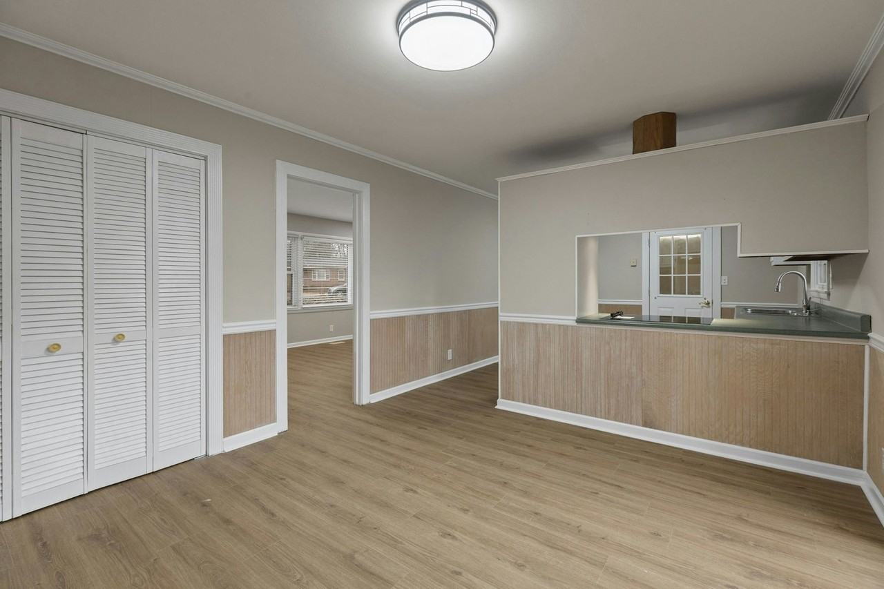 3408 Euclid Cir NW - Photo 7 of 21