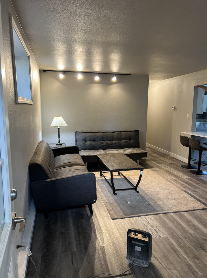 1209 Ramona Street, Unit 2 - Photo 3 of 9