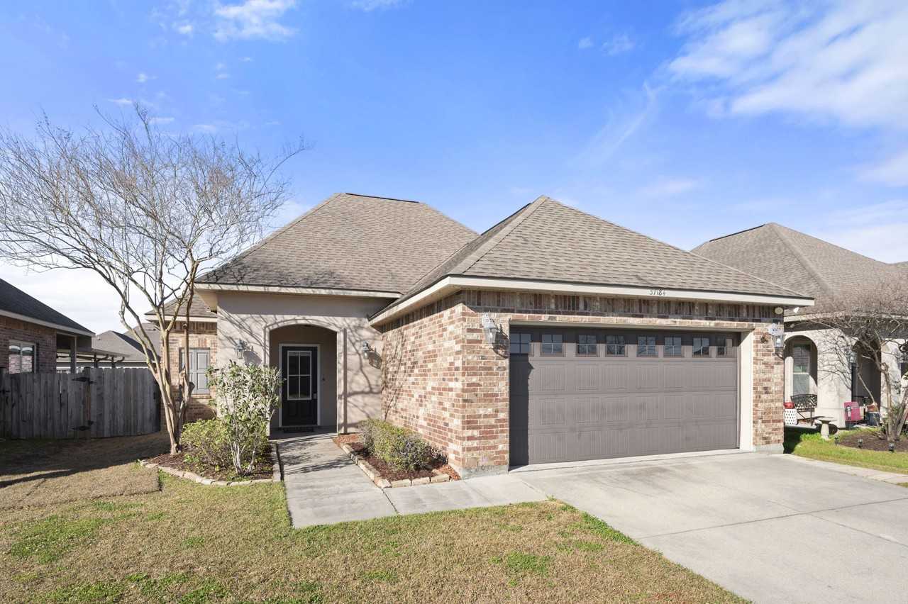 37184 Sills Dr #1 - Photo 2 of 25